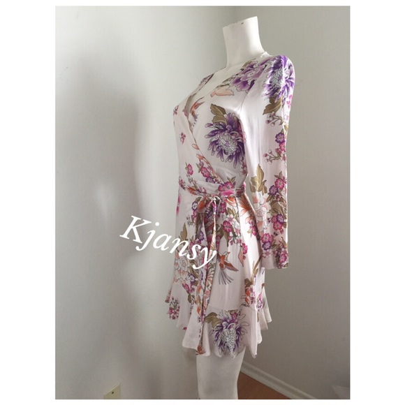 MARTINA Floral Cream Mini Dress - Picture 8 of 8